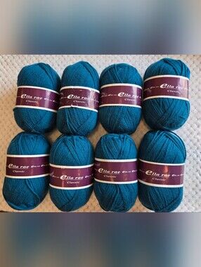 ELLA RAE CLASSIC YARN LOT OF 8 SKEINS